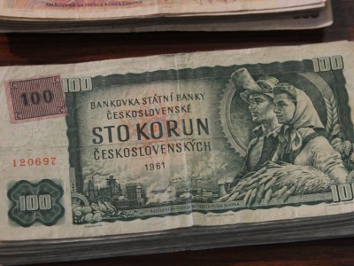 19 bankovky ČSSR